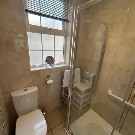 Homestay Perola's House Cork